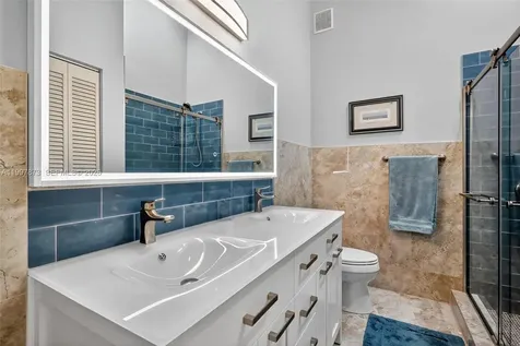 8860 SW 49th Court Cooper City FL 33328