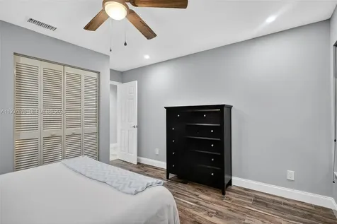 8860 SW 49th Court Cooper City FL 33328