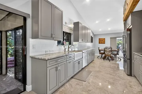 8860 SW 49th Court Cooper City FL 33328