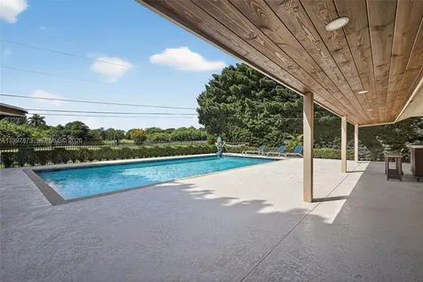 8860 SW 49th Court Cooper City FL 33328