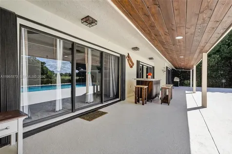 8860 SW 49th Court Cooper City FL 33328