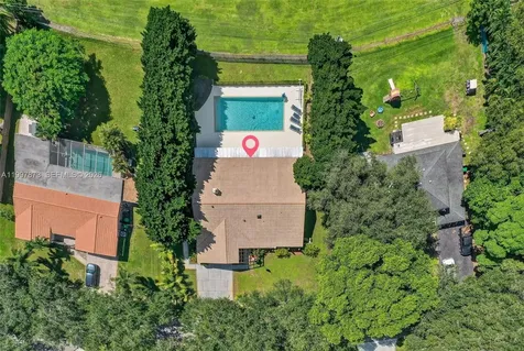 8860 SW 49th Court Cooper City FL 33328