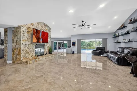 8860 SW 49th Court Cooper City FL 33328