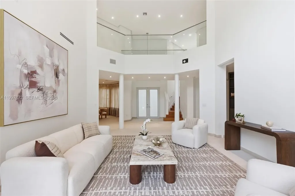 3752 NE 199 Street Aventura FL 33180