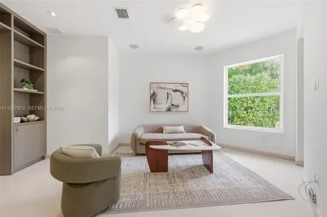 3752 NE 199 Street Aventura FL 33180