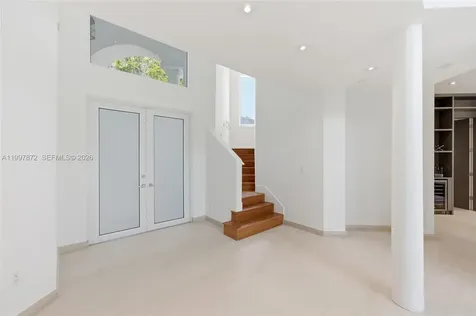3752 NE 199 Street Aventura FL 33180