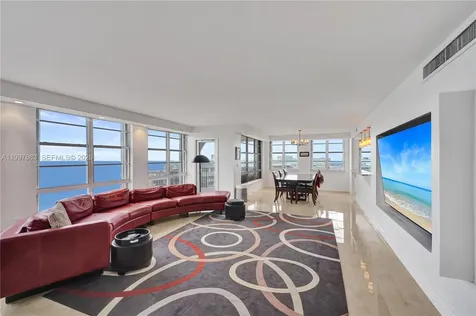 5660 Collins Avenue Miami Beach FL 33140