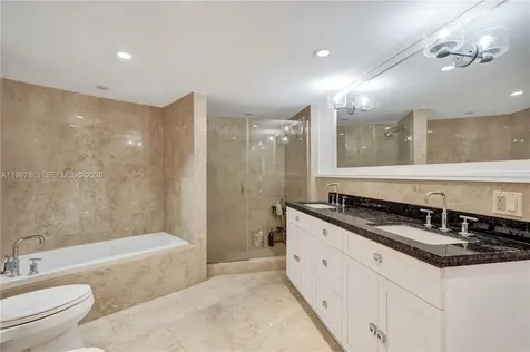 5660 Collins Avenue Miami Beach FL 33140