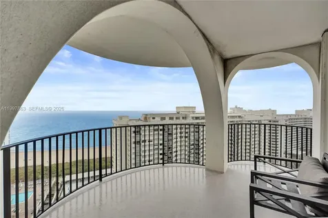 5660 Collins Avenue Miami Beach FL 33140