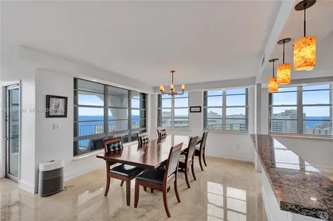 5660 Collins Avenue Miami Beach FL 33140