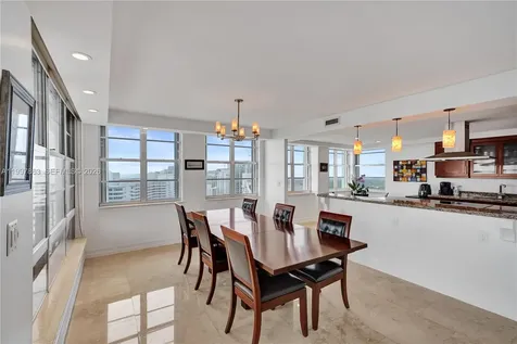 5660 Collins Avenue Miami Beach FL 33140