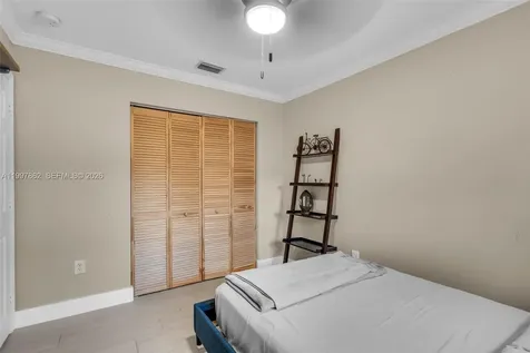 7001 W 35th Avenue Hialeah FL 33018