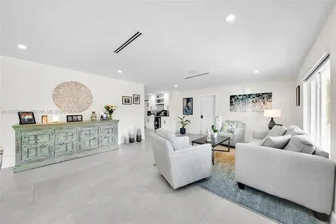 1574 Ricardo Fort Myers FL 33901