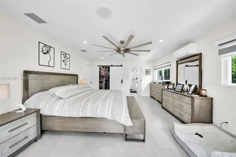 1574 Ricardo Fort Myers FL 33901
