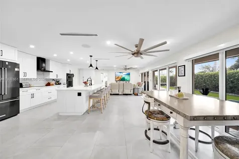 1574 Ricardo Fort Myers FL 33901