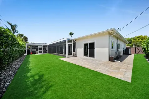 1574 Ricardo Fort Myers FL 33901
