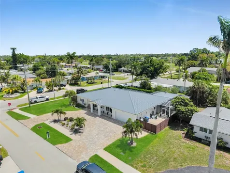 1574 Ricardo Fort Myers FL 33901