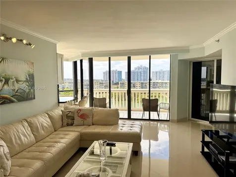 1000 Island Boulevard Aventura FL 33160