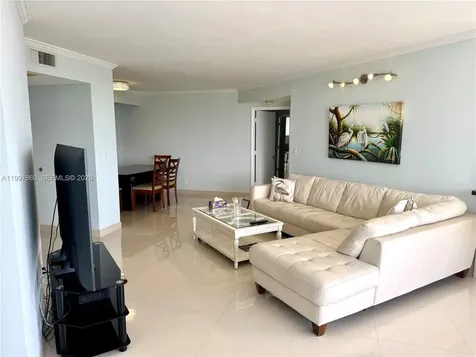 1000 Island Boulevard Aventura FL 33160