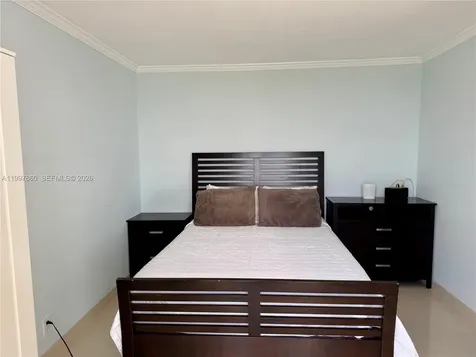 1000 Island Boulevard Aventura FL 33160