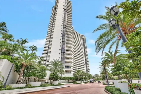 1000 Island Boulevard Aventura FL 33160