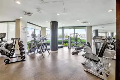 1000 Island Boulevard Aventura FL 33160