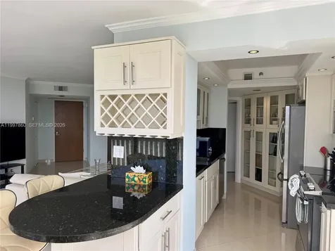 1000 Island Boulevard Aventura FL 33160