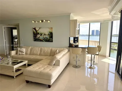 1000 Island Boulevard Aventura FL 33160