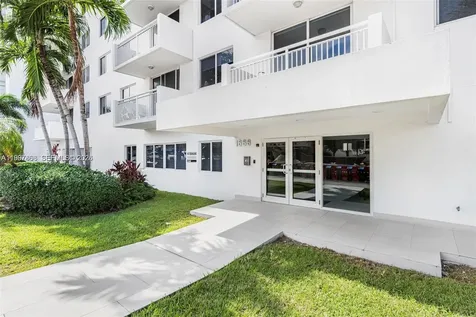1666 West Avenue Miami Beach FL 33139