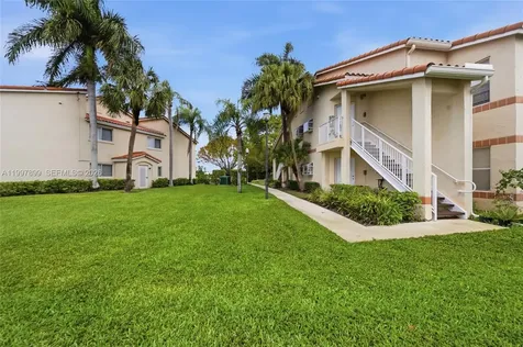 3310 N Pinewalk Drive N Margate FL 33063