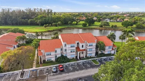 3310 N Pinewalk Drive N Margate FL 33063