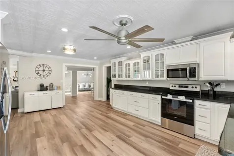 1652 NE 39th Street Oakland Park FL 33334
