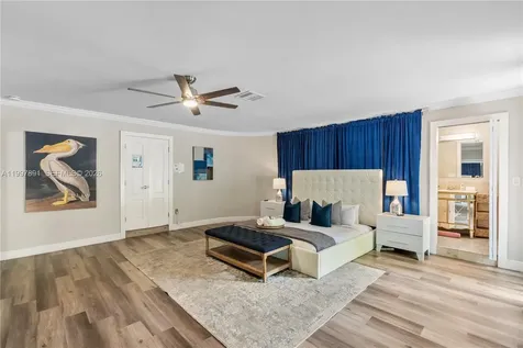 1652 NE 39th Street Oakland Park FL 33334