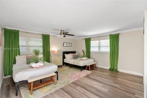 1652 NE 39th Street Oakland Park FL 33334