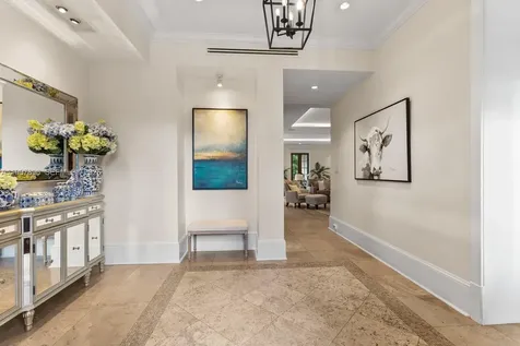 685 Harbor Lane Key Biscayne FL 33149