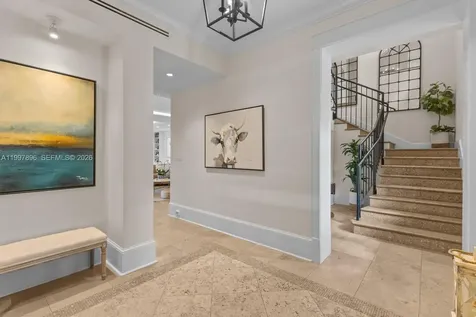 685 Harbor Lane Key Biscayne FL 33149