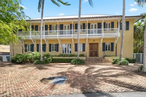 685 Harbor Lane Key Biscayne FL 33149