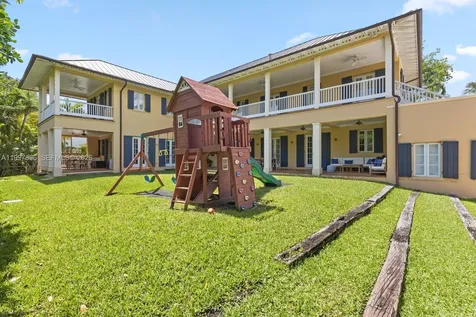 685 Harbor Lane Key Biscayne FL 33149