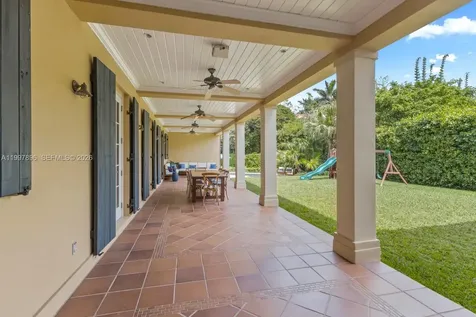 685 Harbor Lane Key Biscayne FL 33149