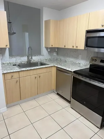 6676 SW 115th Court Miami FL 33173