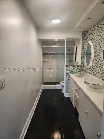 3811 NW 84th Avenue Sunrise FL 33351