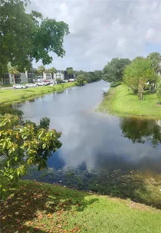 3811 NW 84th Avenue Sunrise FL 33351