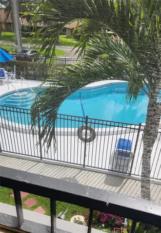 3811 NW 84th Avenue Sunrise FL 33351
