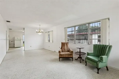 4756 SW 7th Street Miami FL 33134