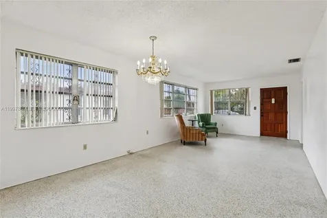 4756 SW 7th Street Miami FL 33134