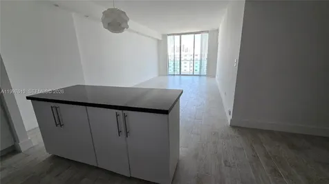 19390 Collins Avenue Sunny Isles Beach FL 33160