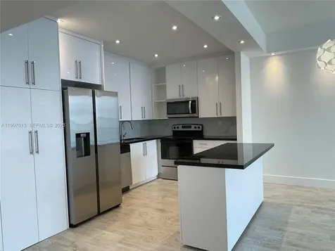 19390 Collins Avenue Sunny Isles Beach FL 33160