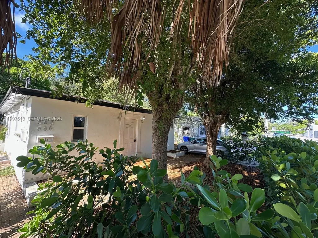 563 NE 65th Street Miami FL 33138