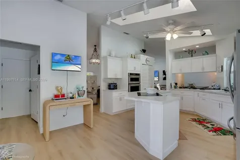 13433 La Mirada Circle Wellington FL 33414