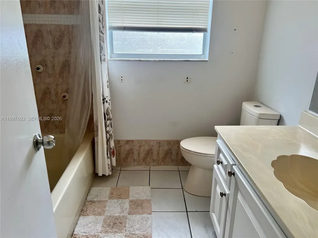 7275 Pine Manor Drive Lake Worth FL 33467